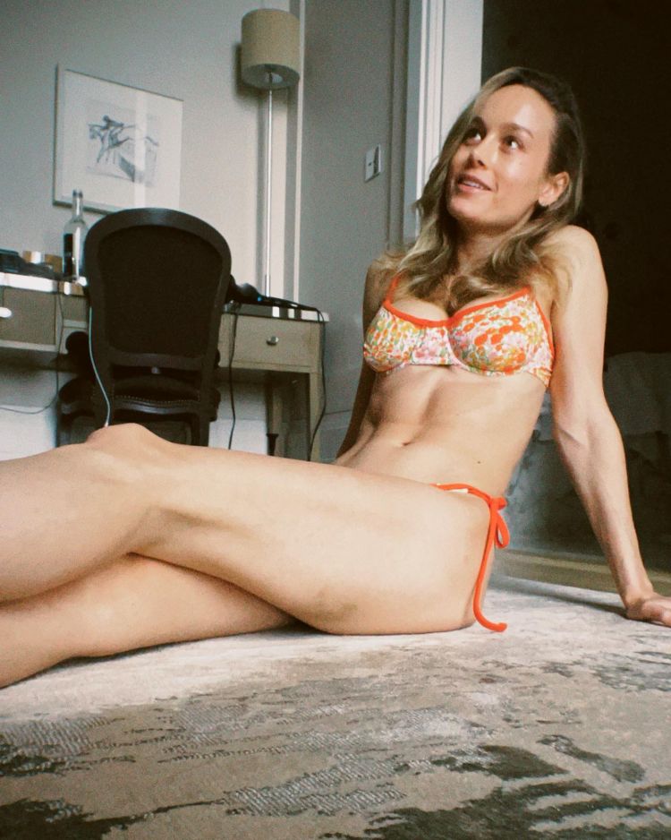 Brie Larson Sexy Physical Apperance